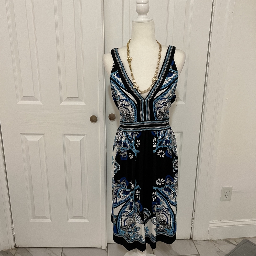 New York & Company floral dress. Size XL